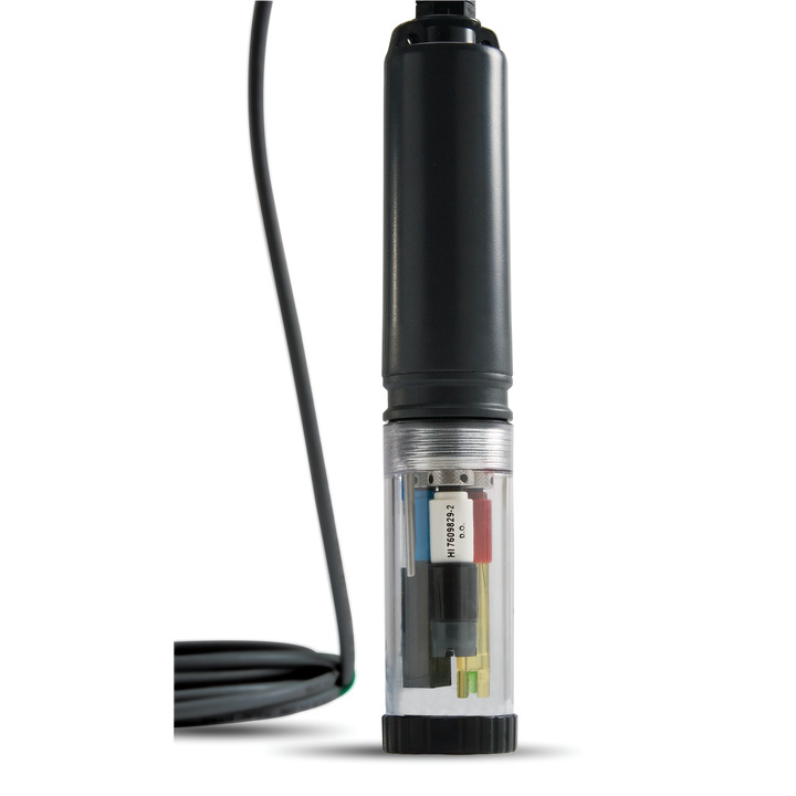 HI9829_CloseupWithChamber_720x720_72_RGB